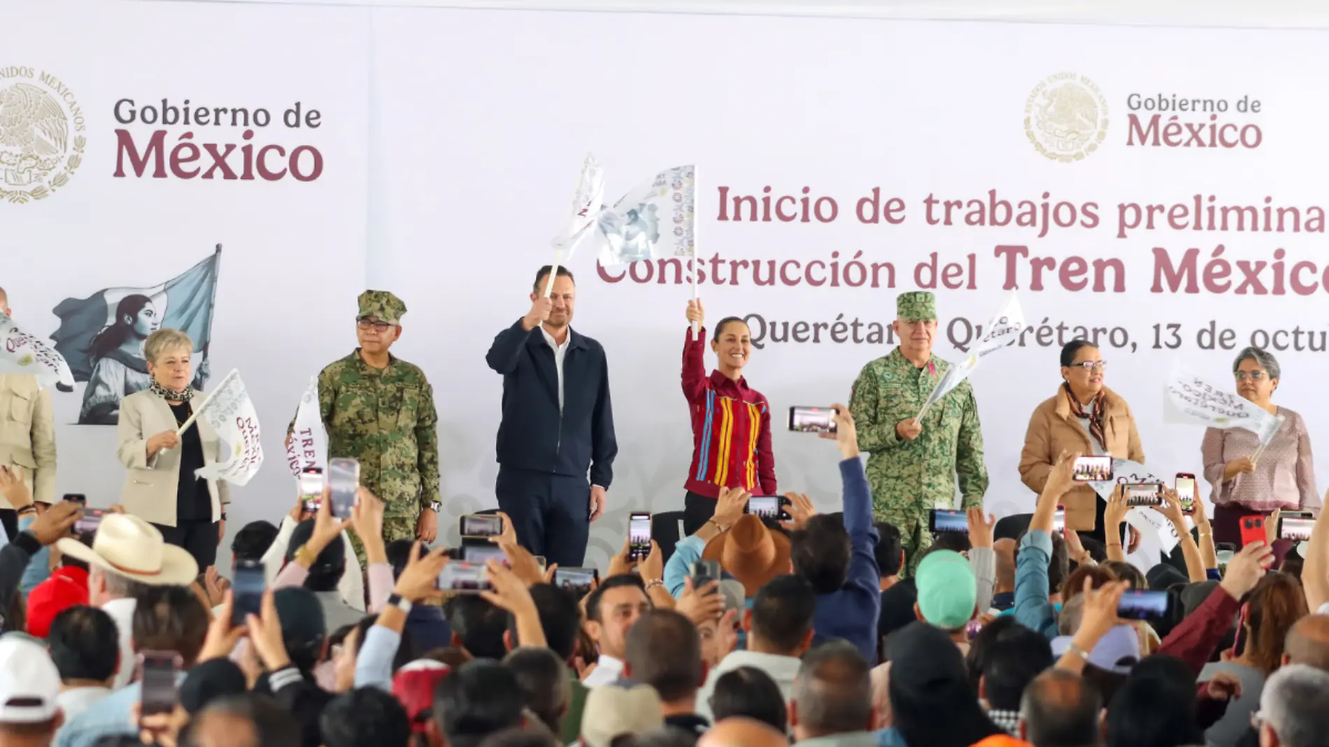 Claudia  Shienbaum-Tren México-Querétaro